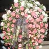 Coroas de flores chegam ao velório de Elke Maravilha. Atriz tinha 71 anos e morreu de falência múltipla dos órgãos