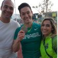 Daniele Hypolito ao lado dos irmãos Edson e Diego, medalha de prata na Olimpíada Rio 2016