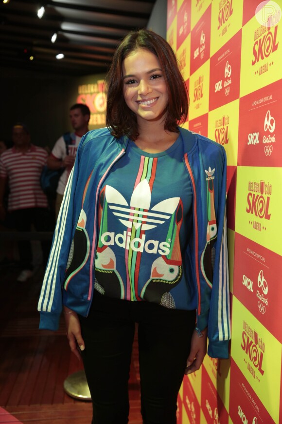 Bruna Marquezine chegou ao Brasil, depois de curtir férias no México e nos Estados Unidos, a tempo de entrar no clima da Olimpíada Rio 2016, que chega ao fim nese domingo, 21 de agosto de 2016
