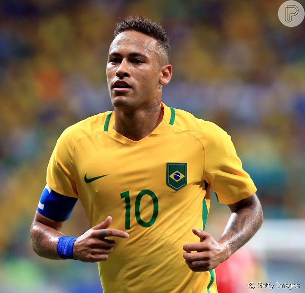 Neymar ganhou o apoio do pai, Neymar, neste sábado, 20 de agosto de 2016, momentos antes de disputar a medalha de ouro pela seleção brasileira de futebol na Olimpíada Rio 2016