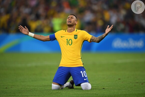 Neymar comemora ouro inédito do Brasil na Olimpíada Rio 2016