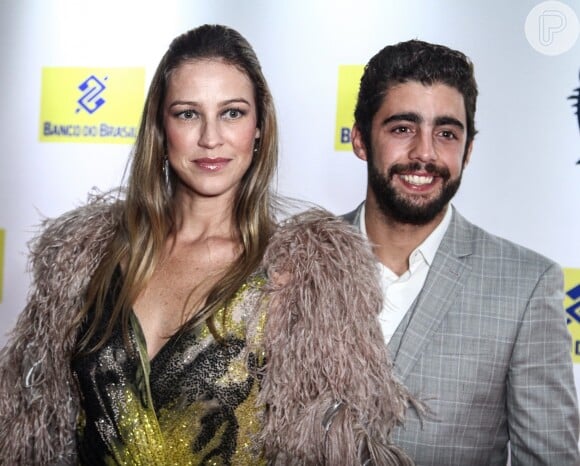 Luana Piovani e Pedro Scooby se separaram após três anos e a atriz deletou o surfista de seu Instagram