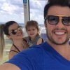 Mirella Santos viaja de férias a Orlando com Ceará e a filha, Valentina, 2 anos. A modelo vem compartilhando as fotos da viagem em seu perfil do Instagram