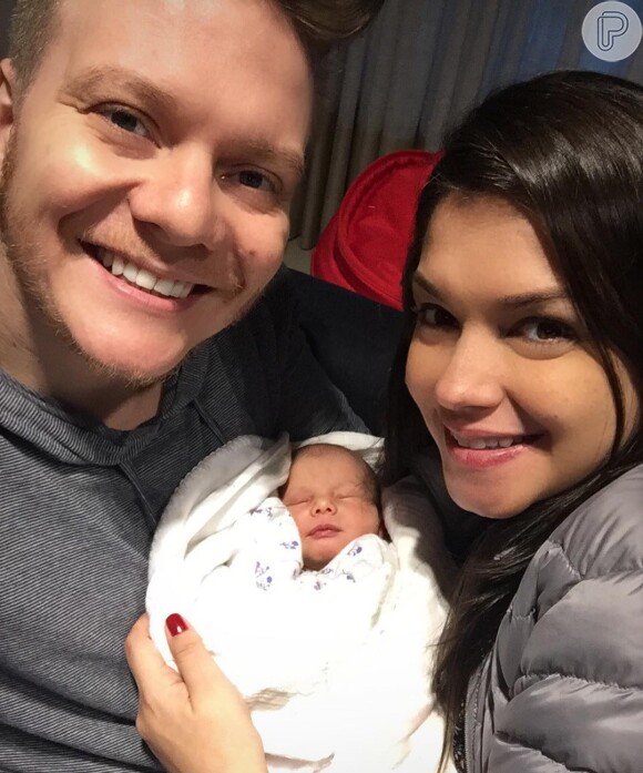 O casal criou uma conta fechada no Instagram para a filha Melinda