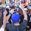Luan Santana cansou alvoroço entre os fãs ao chegar em rua da Vila Madalena