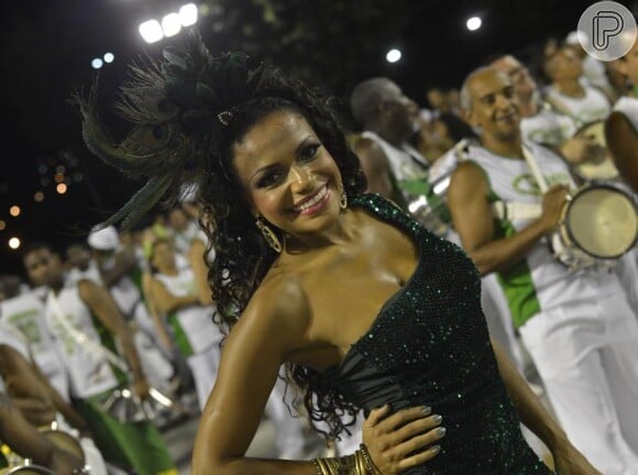 No Carnaval de 2014, Quitéria Chagas também sairá como rainha da escola de samba Império Serrano