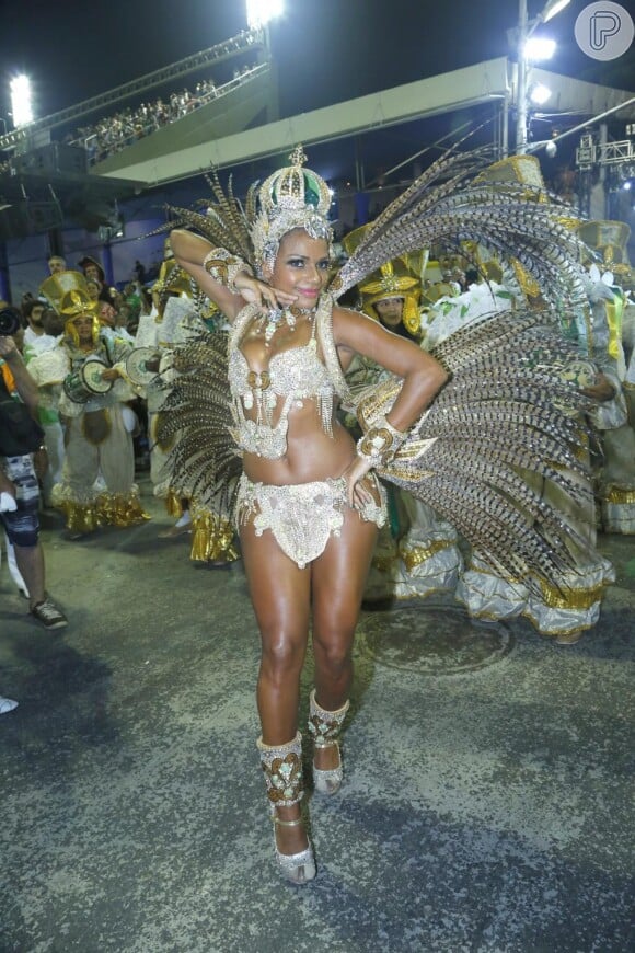 No Carnaval deste ano, Quitéria Chagas fez bonito na Marquês de Sapucaí