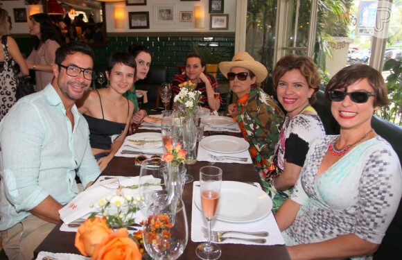 Astrid Fontenelle, Betty Lago, Fernanda Young, Fernando Torquatto, entre outros, estiveram no restaurante do chef Claude Troisgros, no Rio, em 3 de dezembro de 2013