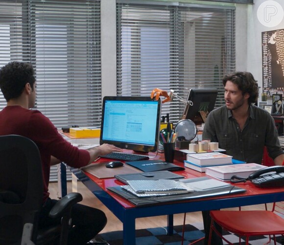 Beto (João Baldasserini) demite Henrique (Nando Rodrigues) da agência, na novela 'Haja Coração', a partir de 21 de setembro de 2016
