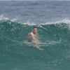 Klebber Toledo tem se dedicado para aprimorar sua habilidade na prática do surfe