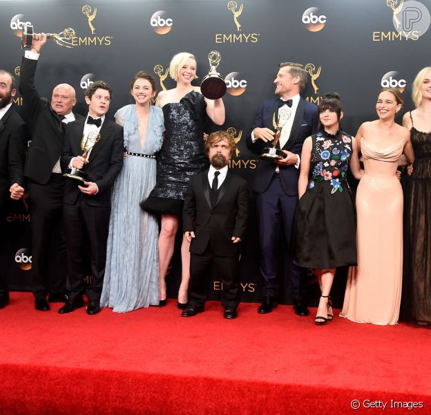 Game Of Thrones Soma 38 Premios E Bate Recorde No Emmy 2016 Veja
