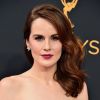 Veja fotos dos looks das famosas no tapete vermelho da 68ª edição do Emmy Awards, que aconteceu na noite deste domingo, 18 de setembro de 2016, no Microsoft Theater, em Los Angeles, nos Estados Unidos