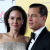 Em uma entrevista ao 'Daily Express', Angelina Jolie contou que já enfrentou uma crise em seu casamento durante as gravações do filme 'À Beira Mar', em que atuou com o marido