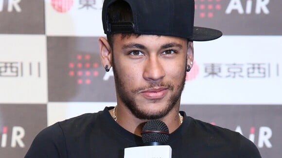Neymar, Katy Perry, Shakira e mais famosos cantam 'Imagine' em campanha. Vídeo!