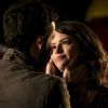 Camila (Agatha Moreira) e Giovanni (Jayme Matarazzo) ficam juntos novamente e se beijam, na novela 'Haja Coração'