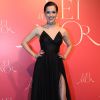 Sophia Abrahão apostou no vestido exclusivo da estilista Lethicia Bronstein e joias da grife Carlos Rodeiro, avaliadas em mais de R$ 2 milhões, para brilhar na festa da novela 'A Lei do Amor'