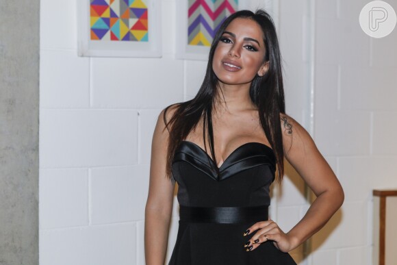 A cantora não pretende morar fora do Brasil para alavancar carreira internacional