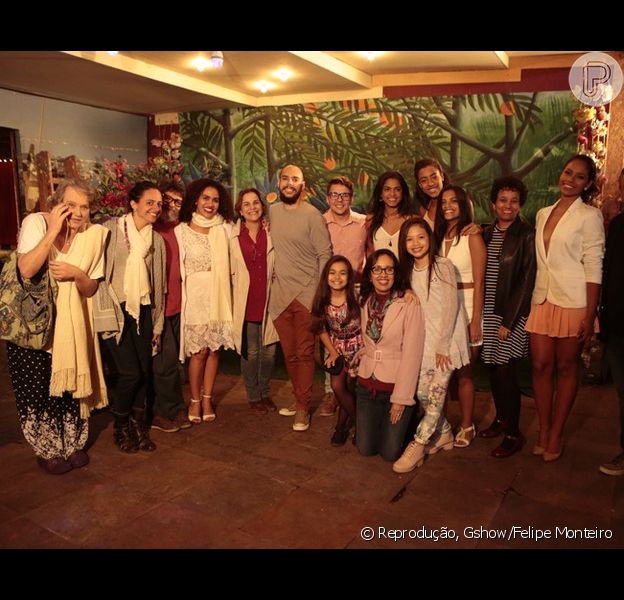 Elenco e equipe de 'Velho Chico' se reúnem para assistir ao último capítulo da novela nesta sexta-feira, dia 30 de setembro de 2016