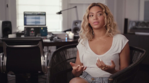 Beyoncé fala sobre fama e família em vídeo, e aconselha: 'Seja feliz'