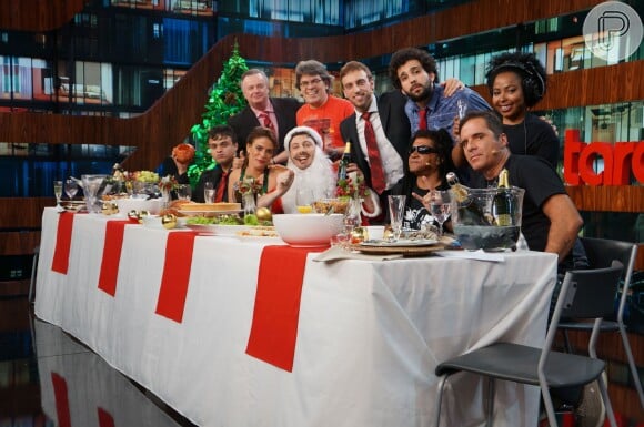 Cena do especial de Natal do "Agora é Tarde", que foi vetado pela Band por ser considerado de 'gosto duvidoso'