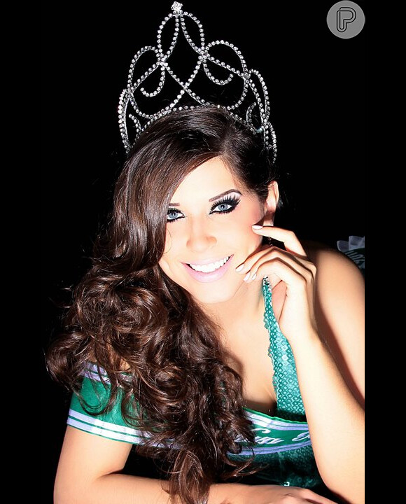 Andressa Ganacin é paranaense e Miss Brasil Glamour 2012