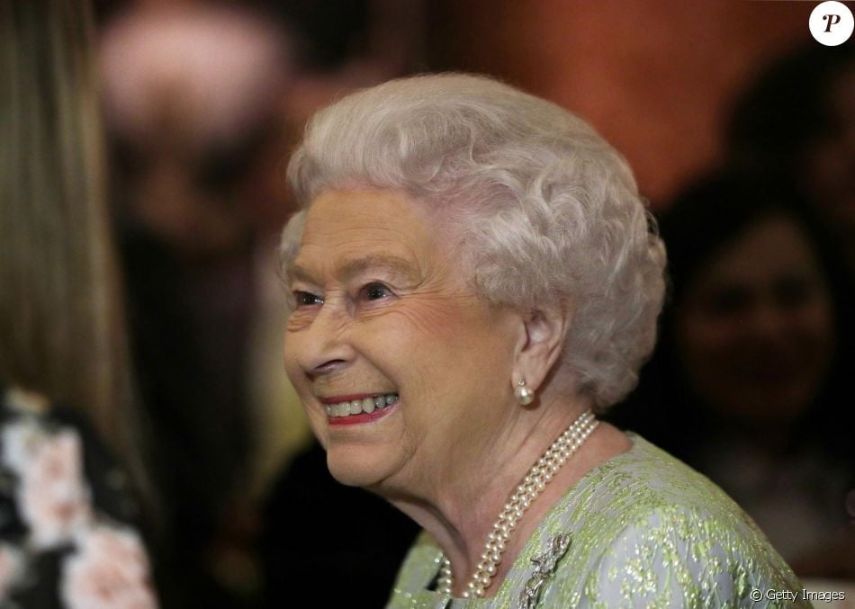 Elizabeth II, rainha da Inglaterra, apoiou o desejo de ...