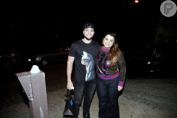 Preta Gil e o marido, Rodrigo Godoy, vão à festa de aniversário de 43 anos de Angélica, na casa da apresentadora, no Rio, nesta quarta-feira, 30 de novembro de 2016