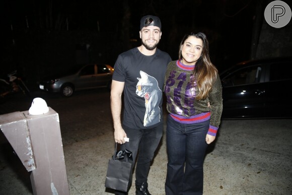 Preta Gil e o marido, Rodrigo Godoy, vão à festa de aniversário de 43 anos de Angélica, na casa da apresentadora, no Rio, nesta quarta-feira, 30 de novembro de 2016