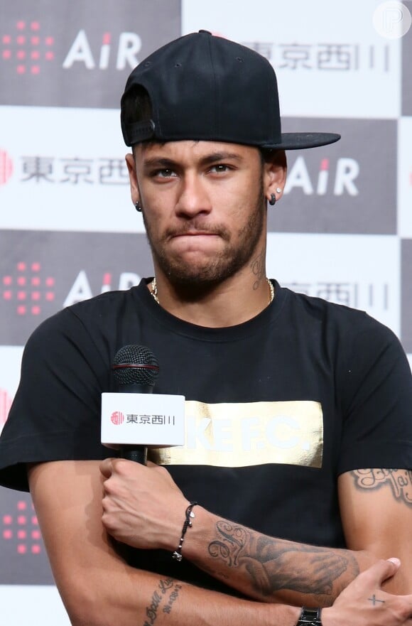 Neymar se manifestou sobre acidente da Chapecoense na terça-feira, 29 de novembro de 2016