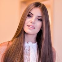 Camila Queiroz rejeita viver de aparências: 'Era mais feliz sem celular'