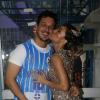 Sabrina Sato posou dando um beijo no namorado, o publicitário João Vicente de Castro