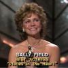 Sally Field surpreendeu o público com seu discurso no Oscar de 1985. Ao receber o troféu de Melhor Atriz por 'Places in the Heart', ela declarou: 'Nunca sentiu o respeito de ninguém, mas agora vocês gostam de mim'