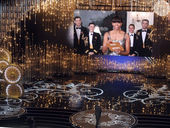 Michelle Obama fez uma participação durante o Oscar 2013 através de um vídeo exibido no telão. Ela foi 'convidada' por Jack Nicholson, que estava no palco da premiação, e abriu o envelope, anunciando que o vencedor de Melhor Filme era 'Argo'
