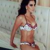 Mariana Rios, atriz de 'Além do Horizonte', exibe suas curvas em campanha de marca de lingerie