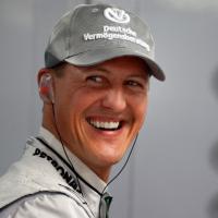 Michael Schumacher inicia processo de saída do coma e deve acordar em 4 semanas