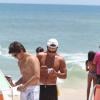 Anderson Di Rizzi e Daniel Rocha passaram a tarde desta quinta-feira, 30 de janeiro de 2014, na praia da Barra da Tijuca, Zona Oeste do Rio de Janeiro