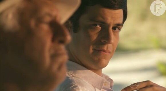 César (Antonio Fagundes) diz 'eu te amo' a Félix (Mateus Solano) no último capítulo de 'Amor à Vida'