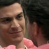 Félix (Mateus Solano) e Niko (Thiago Fragoso) se beijam no último capítulo de 'Amor à Vida'
