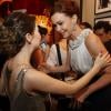 Julia Lemmertz tem encontro com Sandy durante festa de 'Em Família'