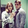 Juliano Cazarré e Letícia viajaram rumo à Paris há dois dias: 'Primeira noite, meu amor', postou a mulher do ator no Instagram