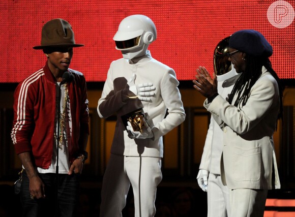 Pharrell Williams ganhou o Grammy de Gravação do Ano com a música 'Get Lucky', sua parceira com a dupla francesa Daft Punk
