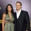 Matt Damon foi com a mulher, Luciana Barroso, à premiére do filme 'Caçadores de obras-primas'