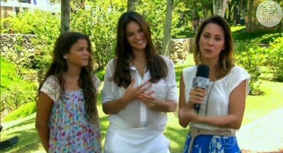 Bruna Marquezine e a irmã, Luana Marquezine, dão entrevista para o 'Vídeo Show' e falam sobre 'Em Família'