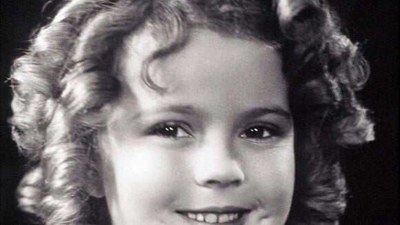 Shirley Temple, estrela infantil da década de 30, morre aos 85 anos