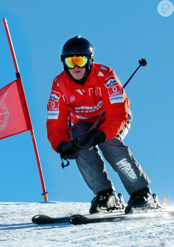 O alemão se acidentou ao esquiar nos Alpes Franceses, no dia 29 de dezembro de 2013