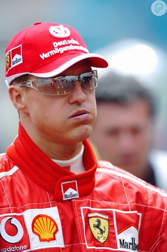 Michael Schumacher ainda não tem previsão de sair do hospital