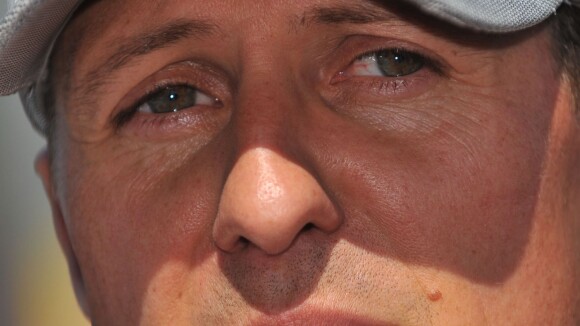 Michael Schumacher não responde a estímulos após redução de sedativos