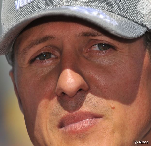 Michael Schumacher completa duas semanas desde que reduziram sua sedação e ainda não respondeu aos estímulos