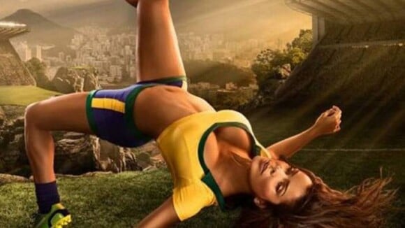 Atriz de 'Em Família' Bianka Fernandes representa o Brasil em calendário da Copa