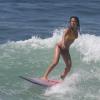 Daniele Suzuki curtiu a manhã desta quinta-feira, 20 de fevereiro de 2014, na praia da Macumba, Zona Oeste do Rio